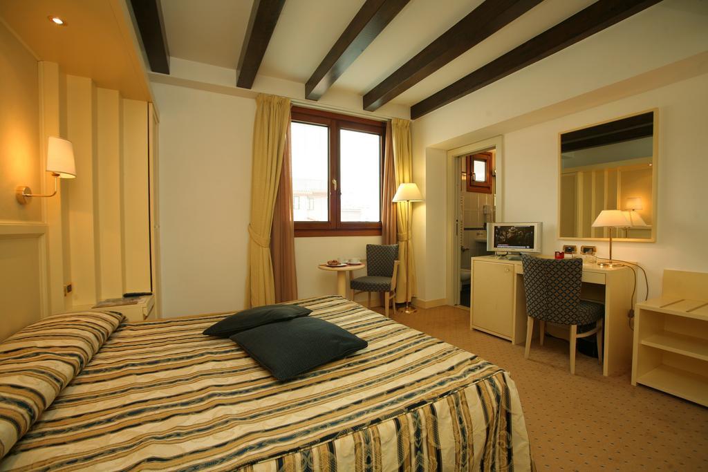 Hotel Giudecca Venezia Camera foto